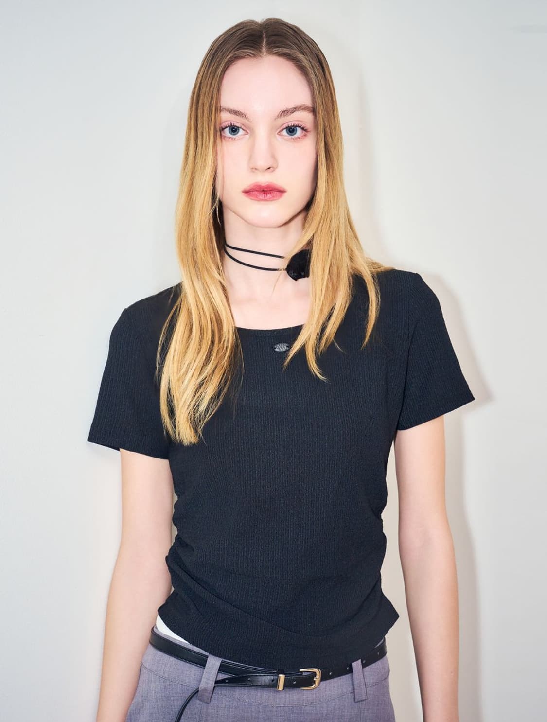 제너럴아이디어 U넥 라운드 스퀘어넥 바인딩 셔링 반팔티 블랙 상품이미지1