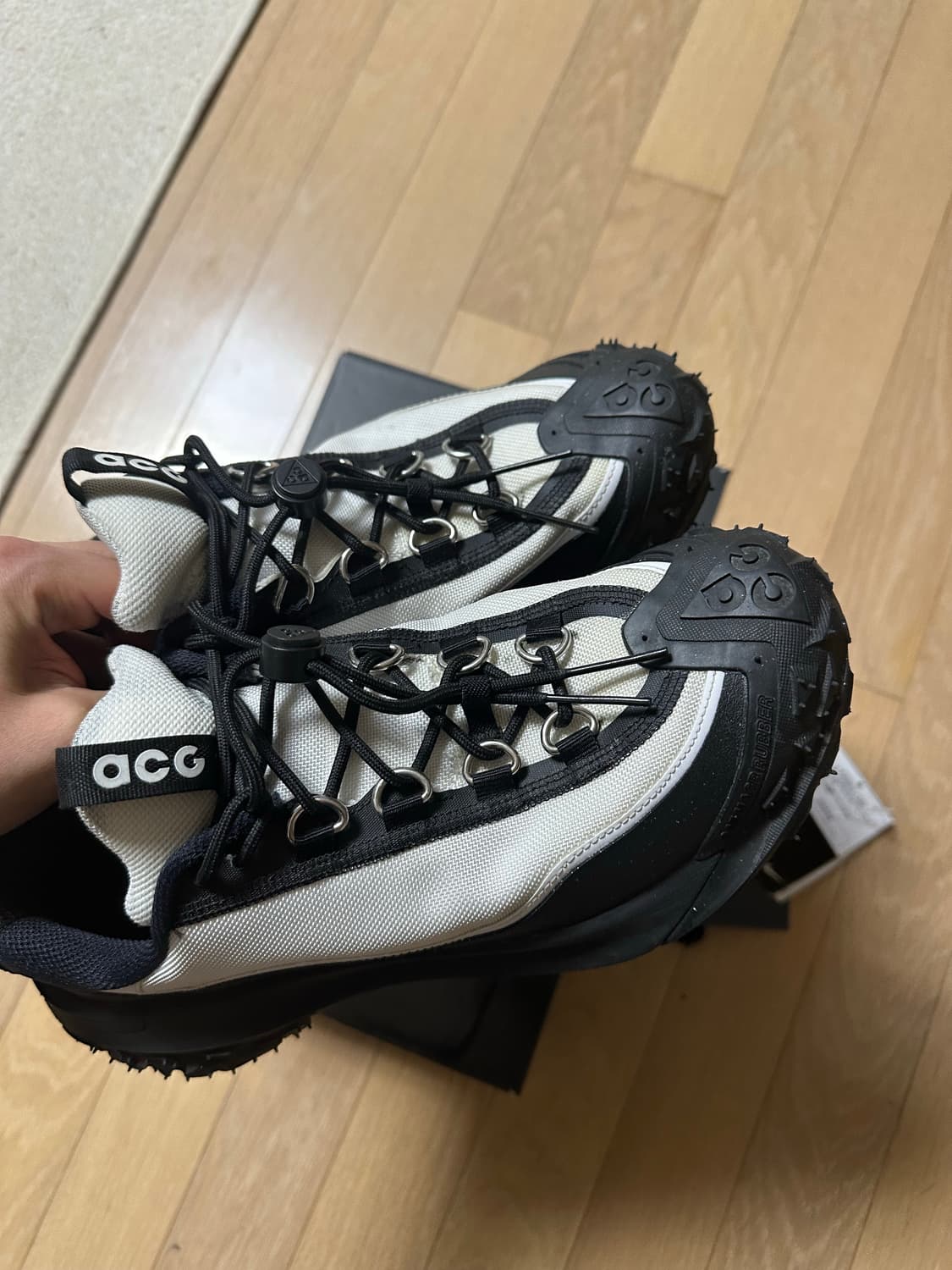 꼼데가르송 나이키 acg 275 상품이미지3