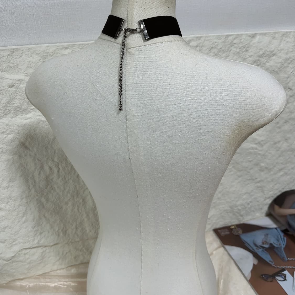 빈티지 고딕 벨벳 진주 메탈 초커 목걸이 상품이미지3