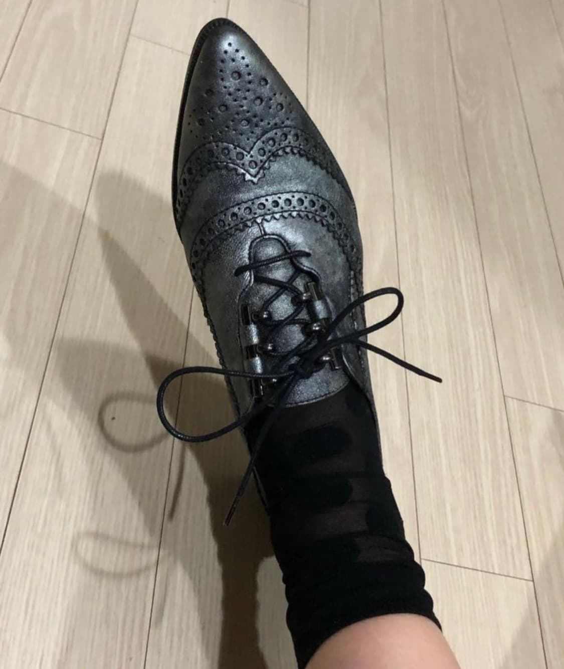 225 칼발 230 새상품 스튜어트와이트먼 포인티드토 레이스업 로퍼 구두 상품이미지2