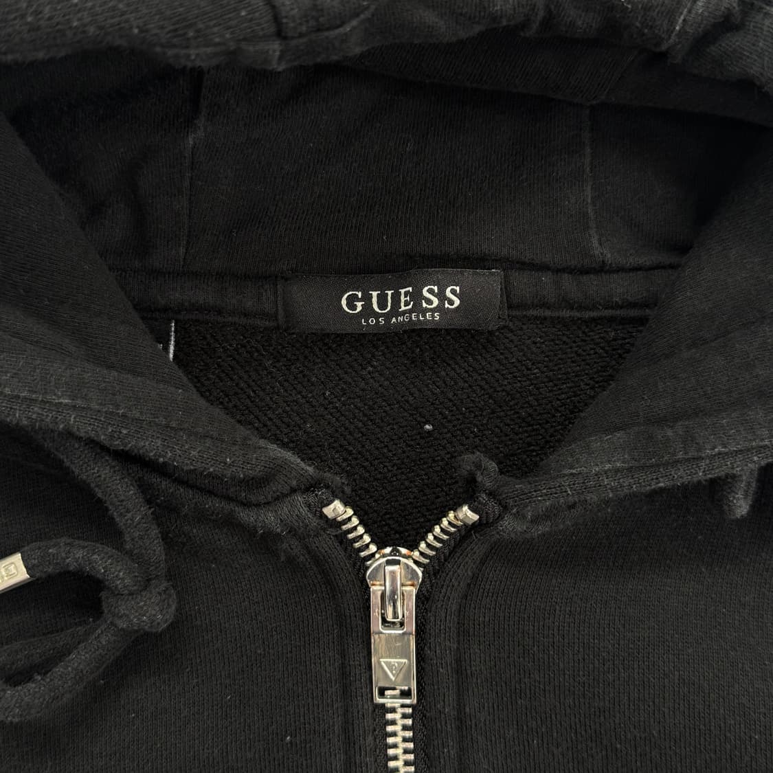 Guess 게스 삼각로고 블랙 후드집업 상품이미지5