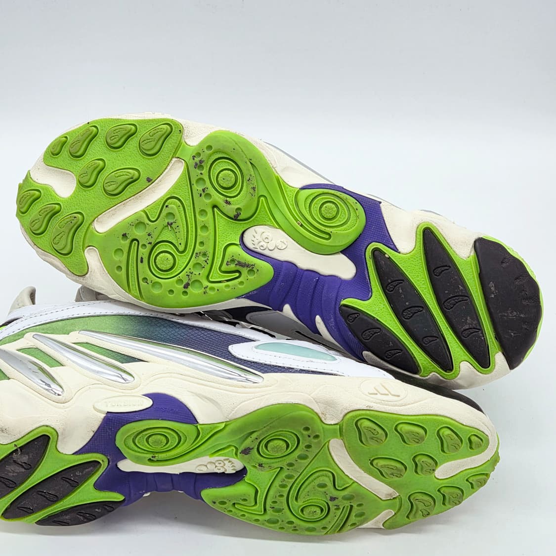  아디다스 x 산쿠안즈 솔루션 스트릿볼 (285)  상품이미지3