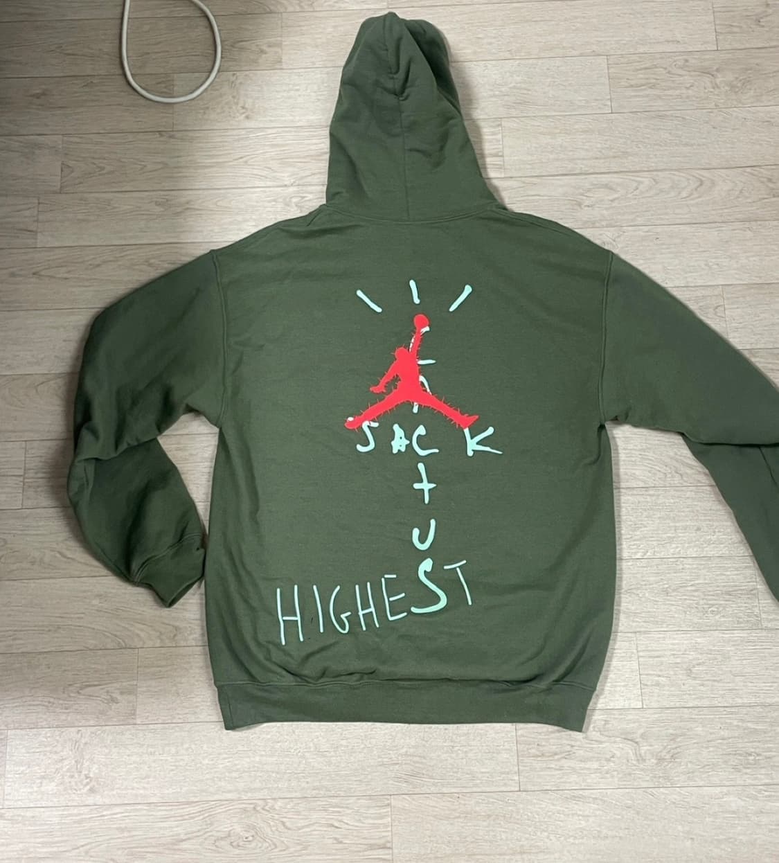 나이키 x 트레비스스캇 후드티 m 상품이미지3