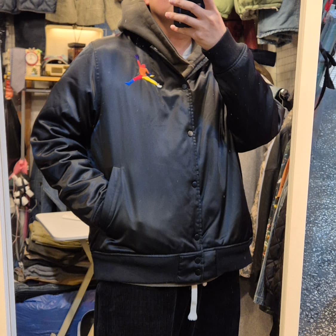 XL(착샷잇음) 나이키 조던 블랙 블루종자켓  상품이미지4