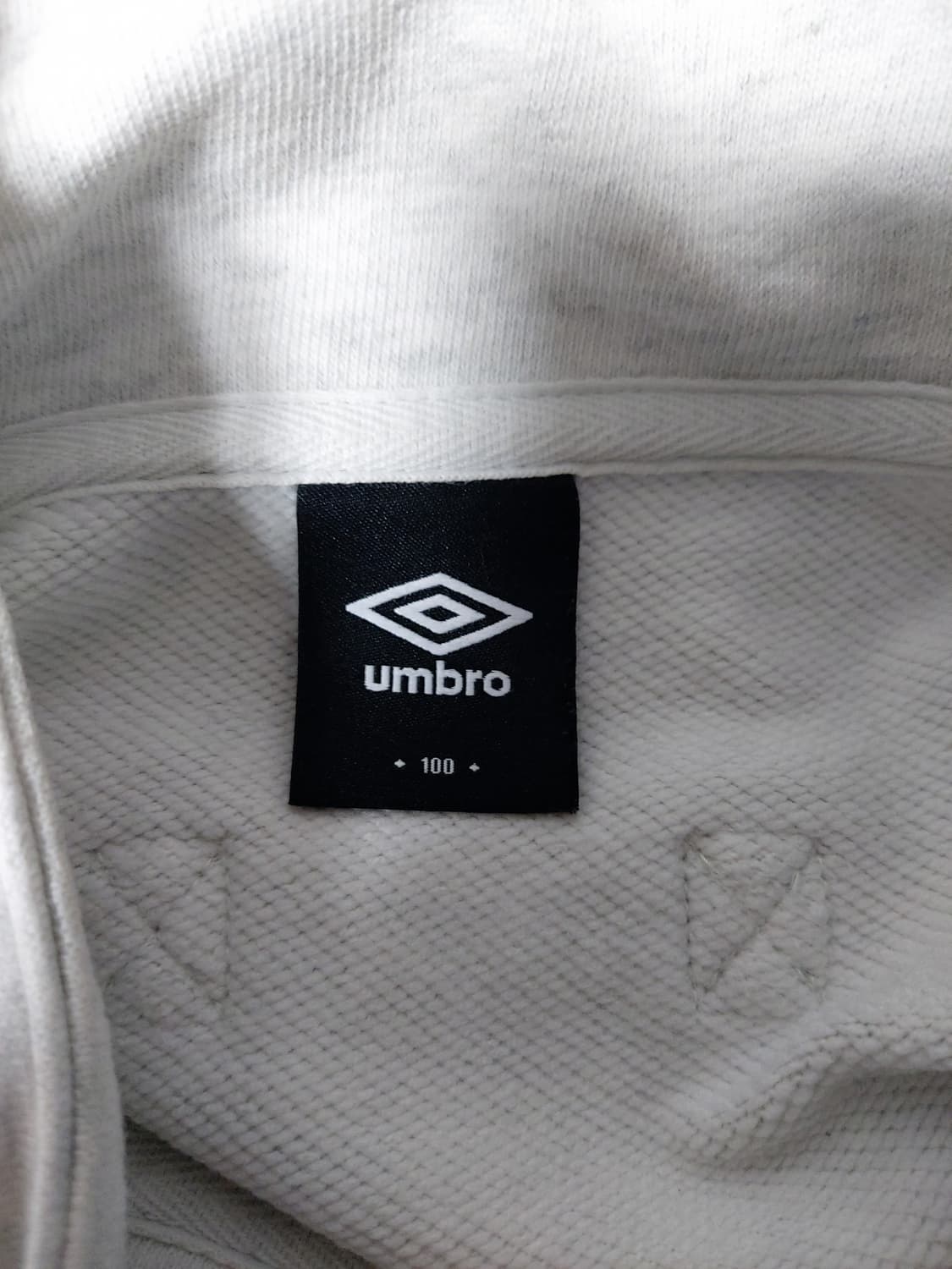 엄브로 하프 집업 맨투맨(100)오버핏 

 상품이미지5