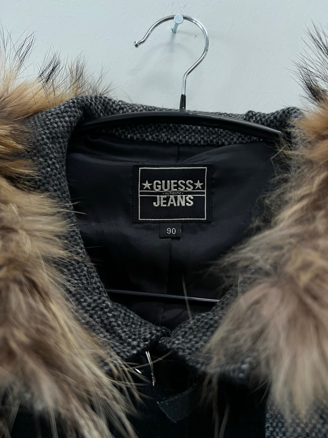 (90) 게스 00s 버클 퍼 울코트 블랙 상품이미지4