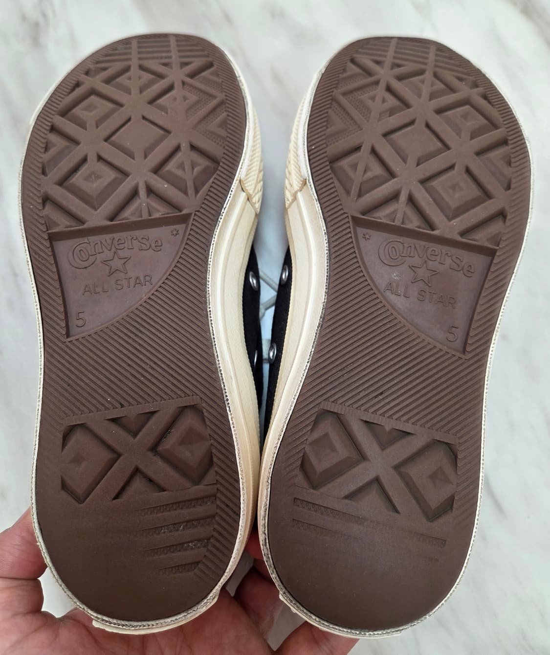 꼼데가르송  x 컨버스  로우 스니커즈 상품이미지9