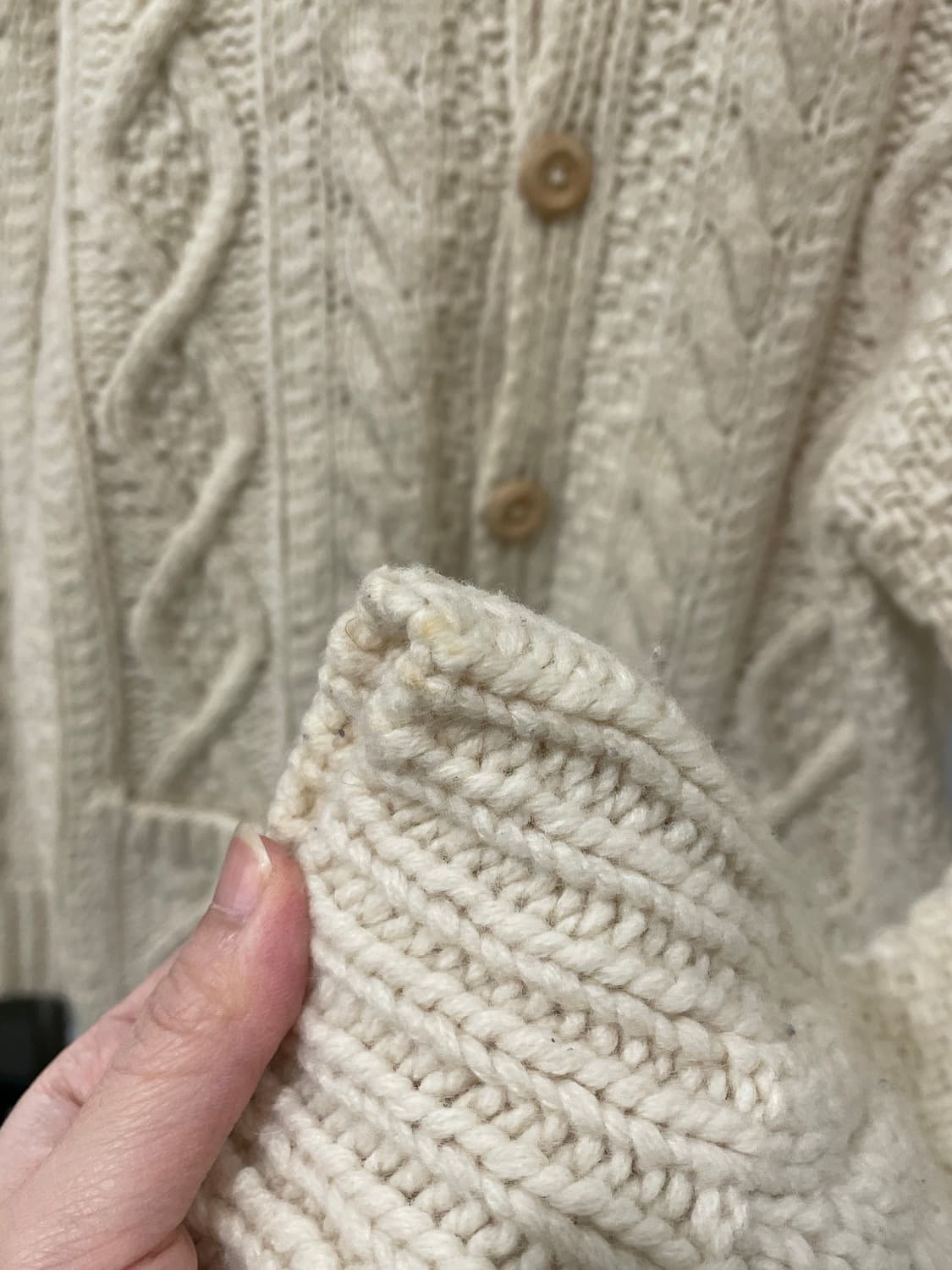 헤비울 버튼 가디건 상품이미지9