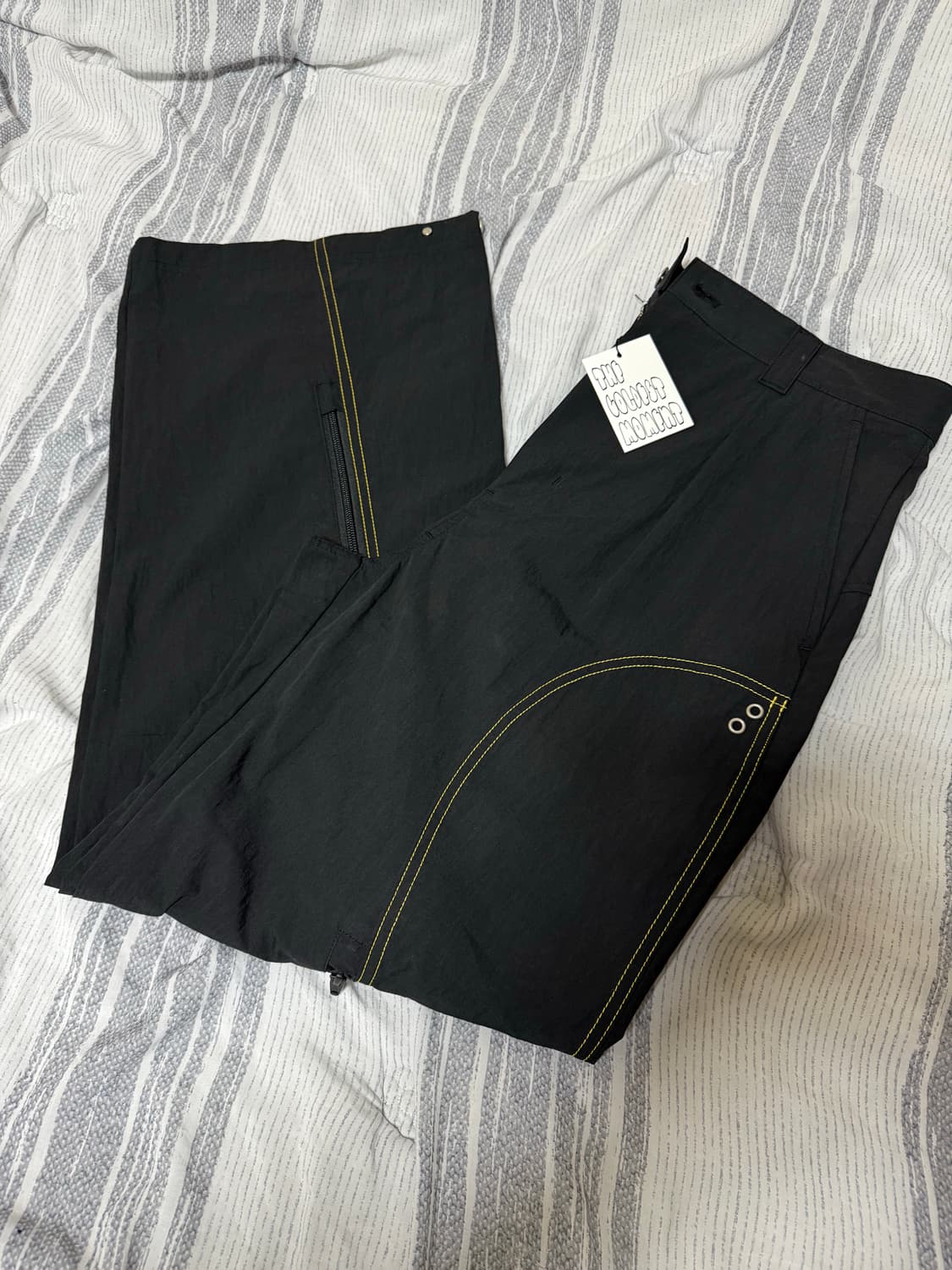 (M, 새상품) 더콜디스트모먼트  크로스 니 지퍼 팬츠 블랙 상품이미지3