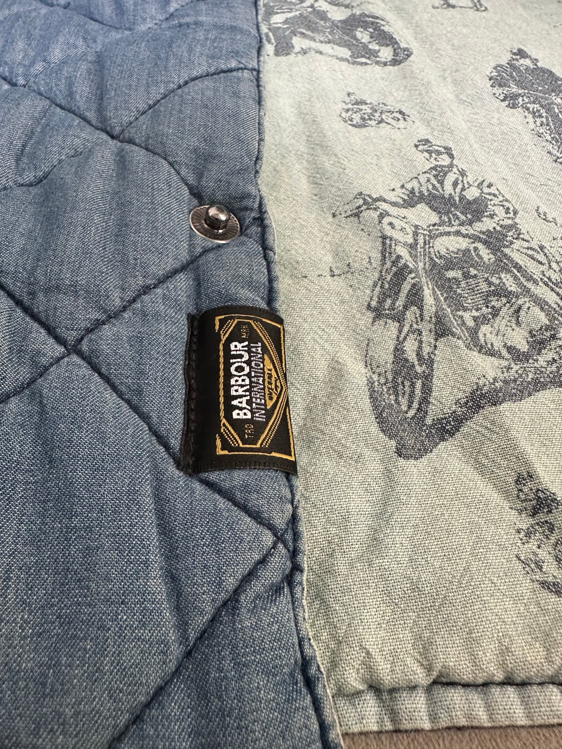 바버 솔렉스 퀼트 셔츠 (정품) 상품이미지4