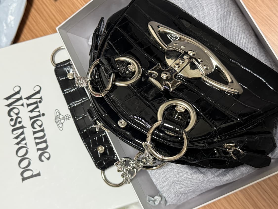 비비안웨스트우드 orb 야스민 체인 숄더백 블랙 상품이미지1