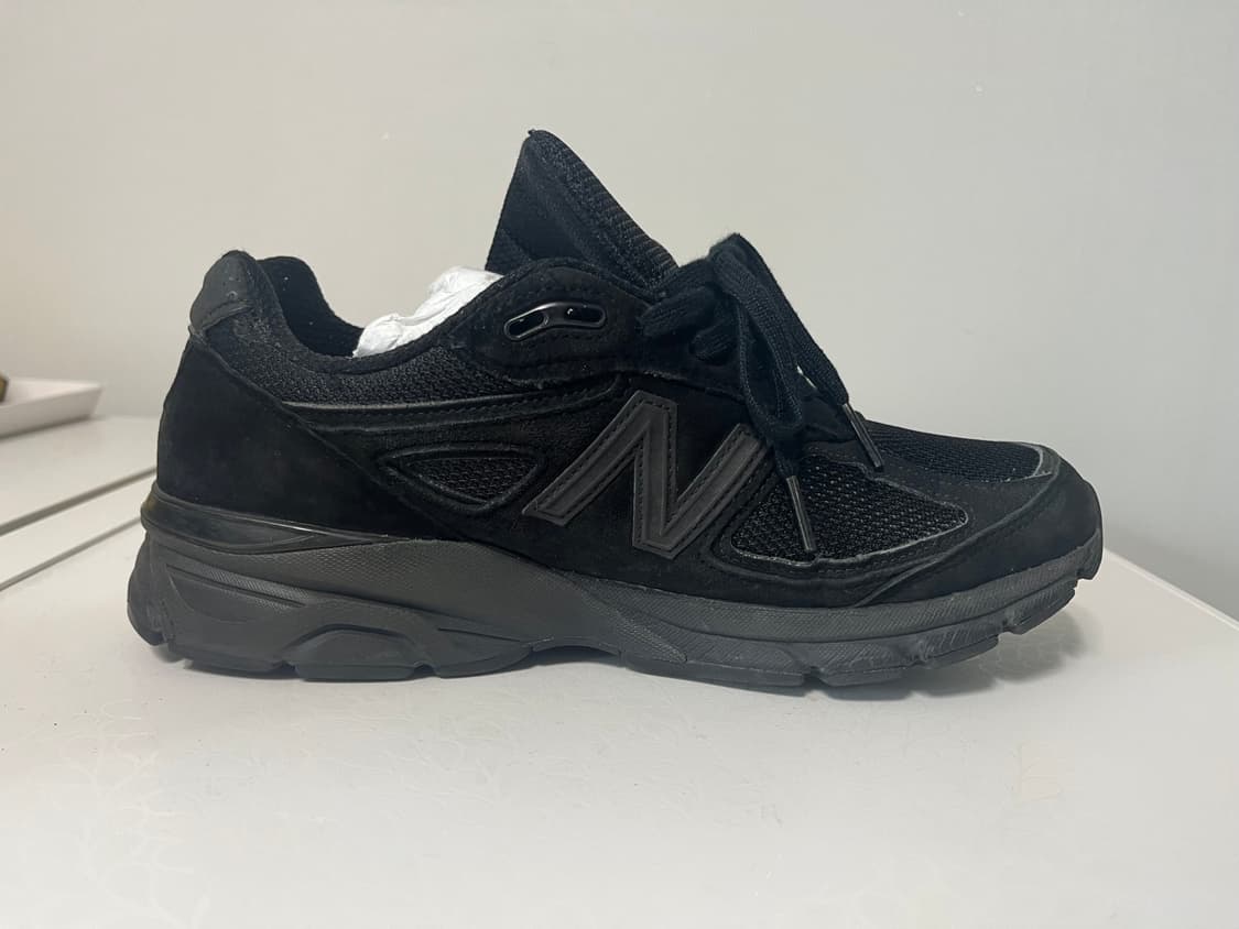 뉴발란스 990v4 트리플블랙 255 상품이미지5