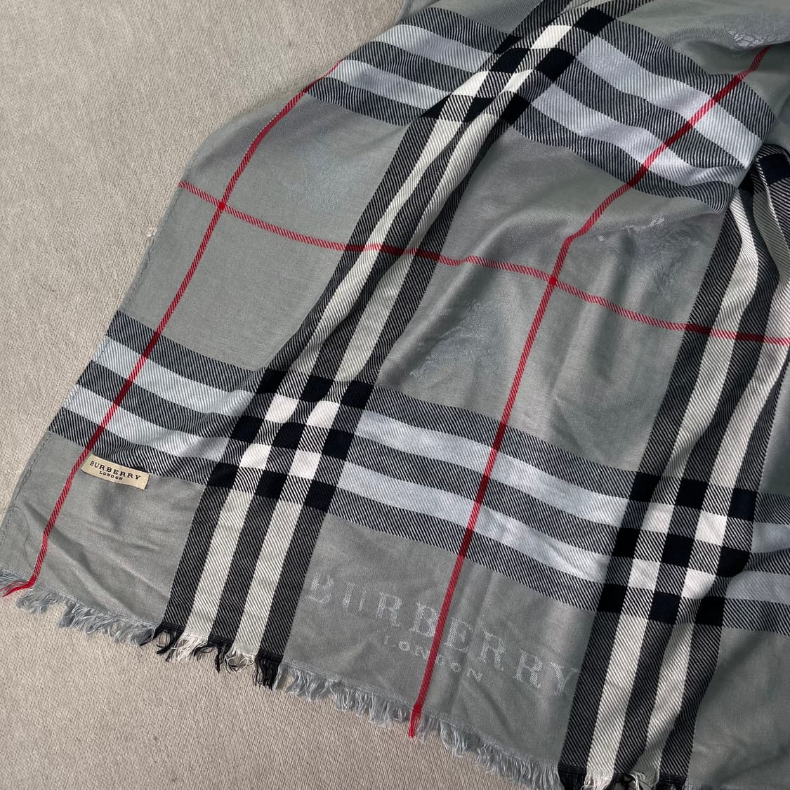 버버리 노바체크 램스울 실크 머플러 상품이미지4