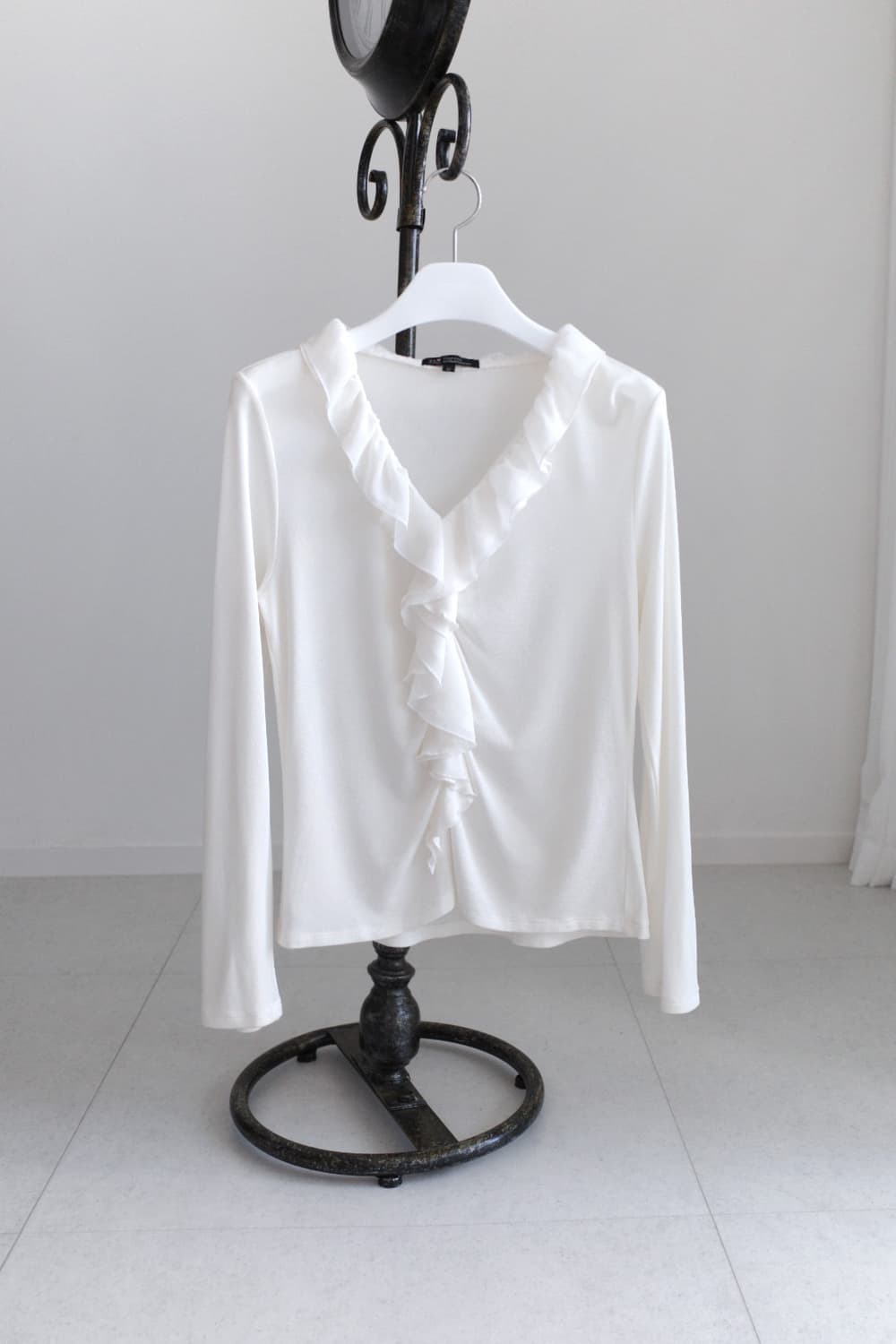 frill long sleeve 상품이미지1