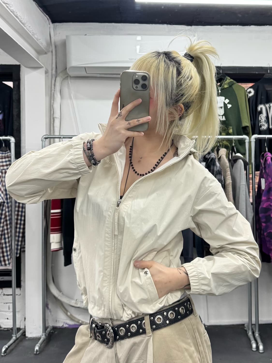 캘빈 클라인 아이보리 바람막이 상품이미지3