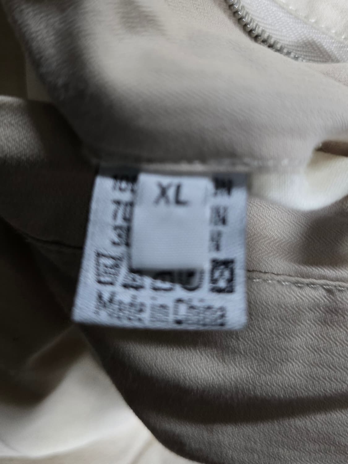 캘빈클라인  남자 리버시블  양면 패딩점퍼.
싸이즈 115 상품이미지7