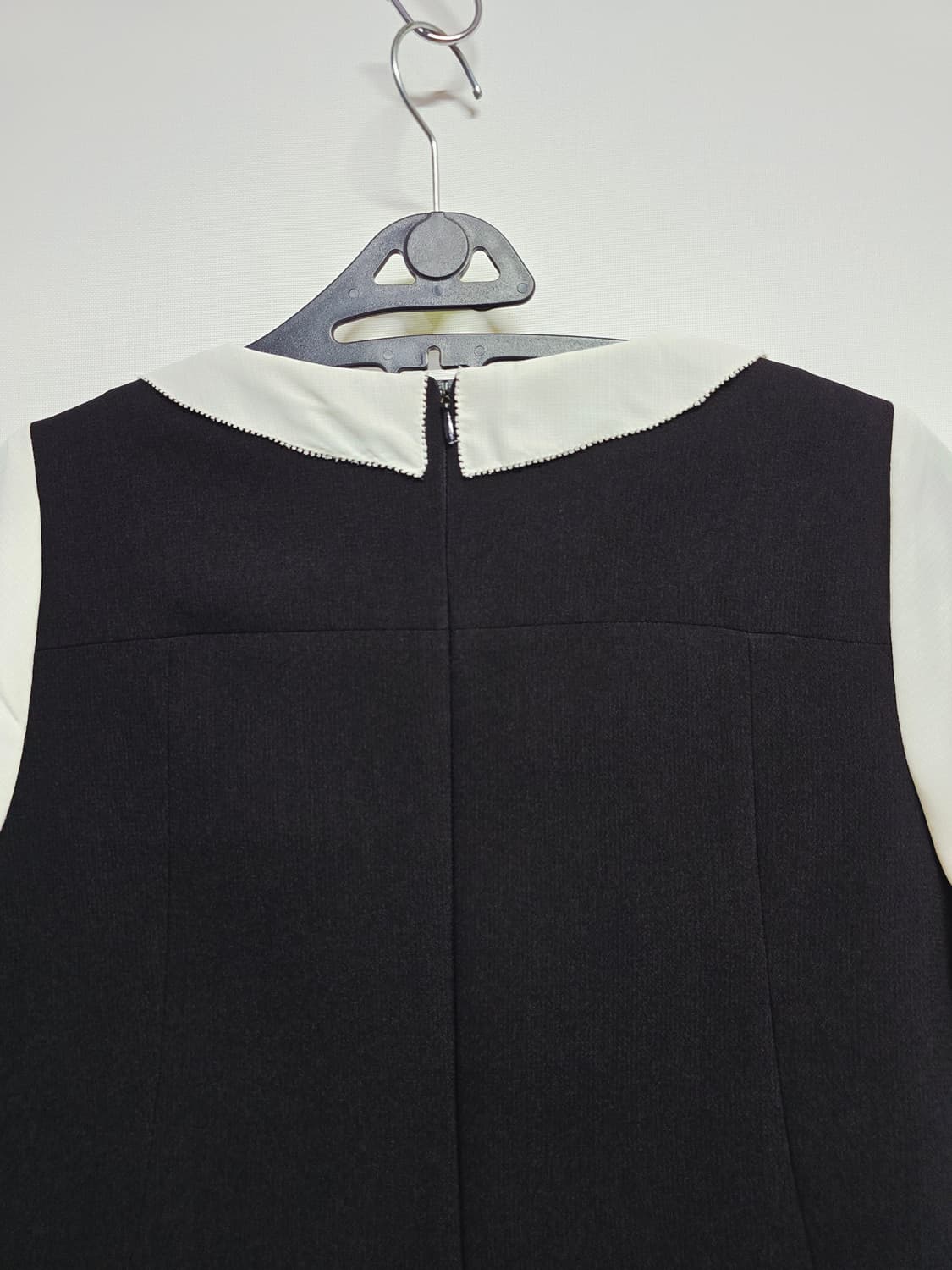 JJ지고트 블랙 앤 화이트 긴팔 원피스85 상품이미지6