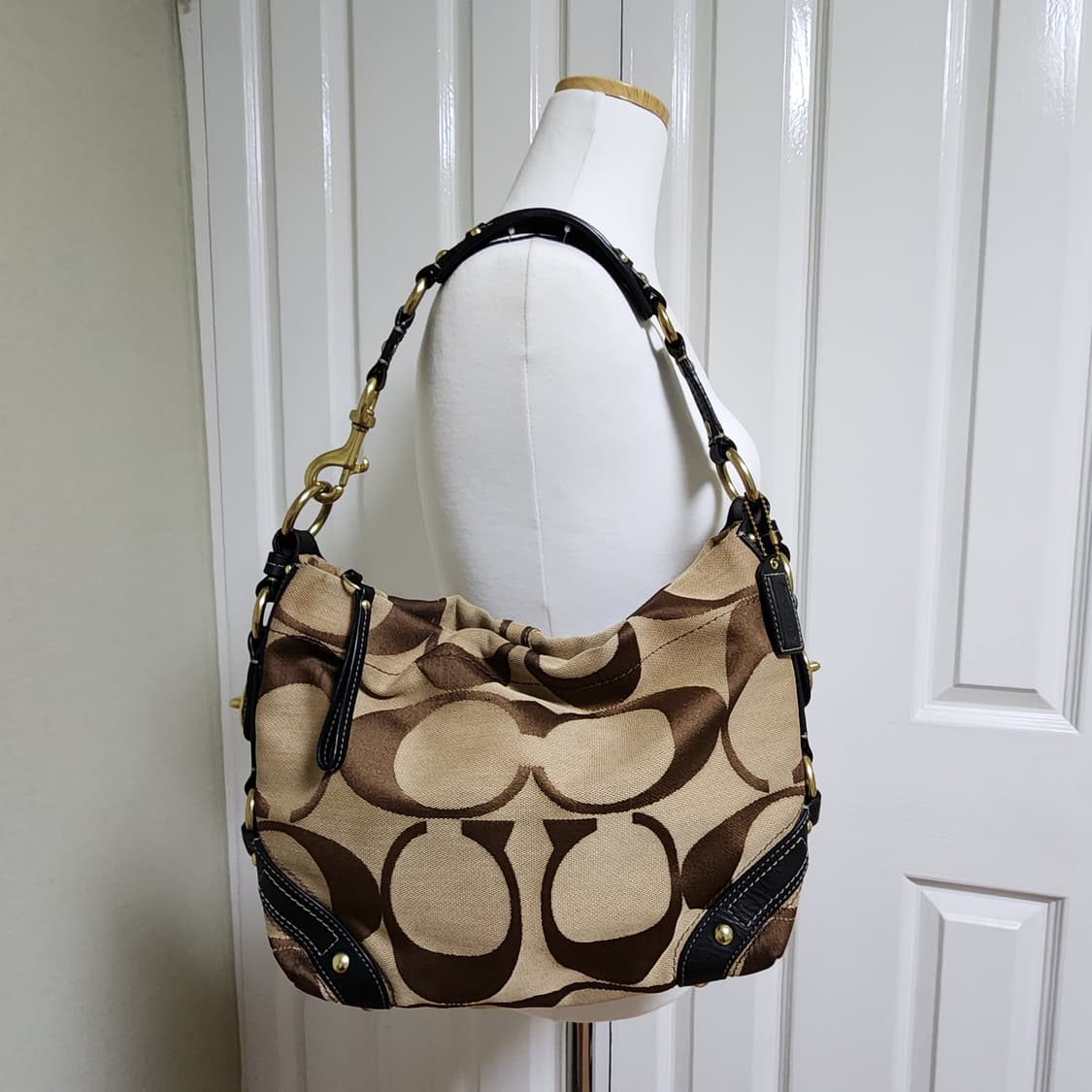 코치 숄더백  상품이미지4