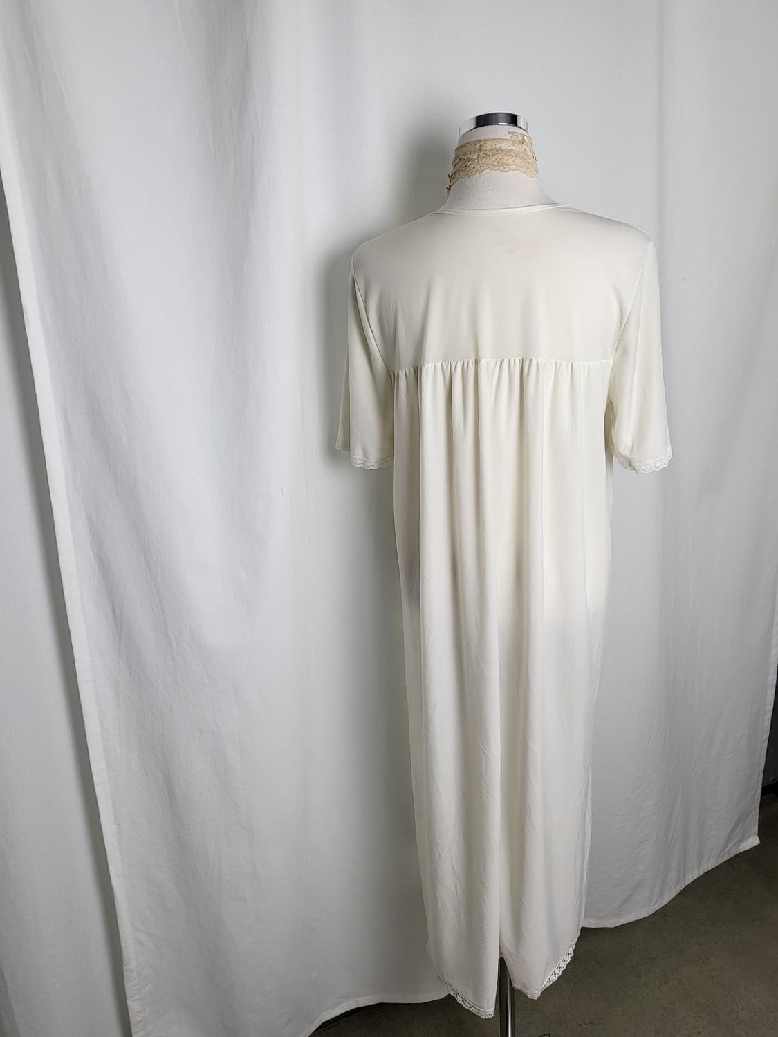 B급 빈티지 바닐라 크림 슬립 맥시 나이트 파자마 상품이미지4