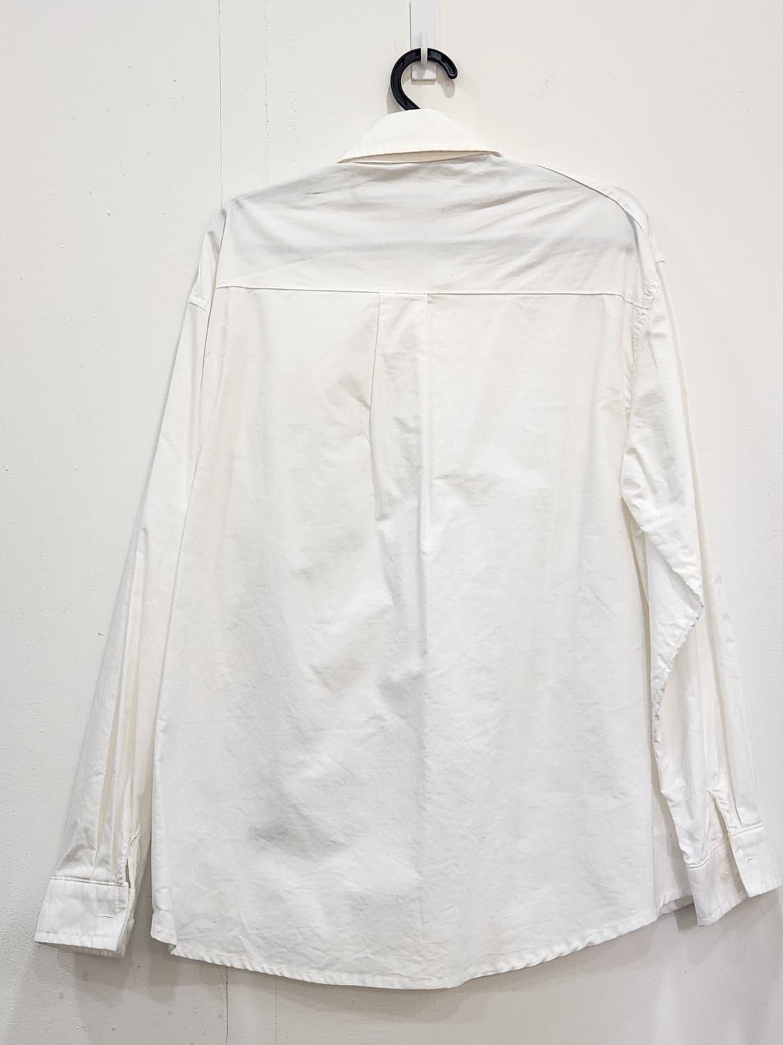 [F] WE ARE 위아 화이트 코튼 셔츠 여성 프리사이즈 상품이미지3