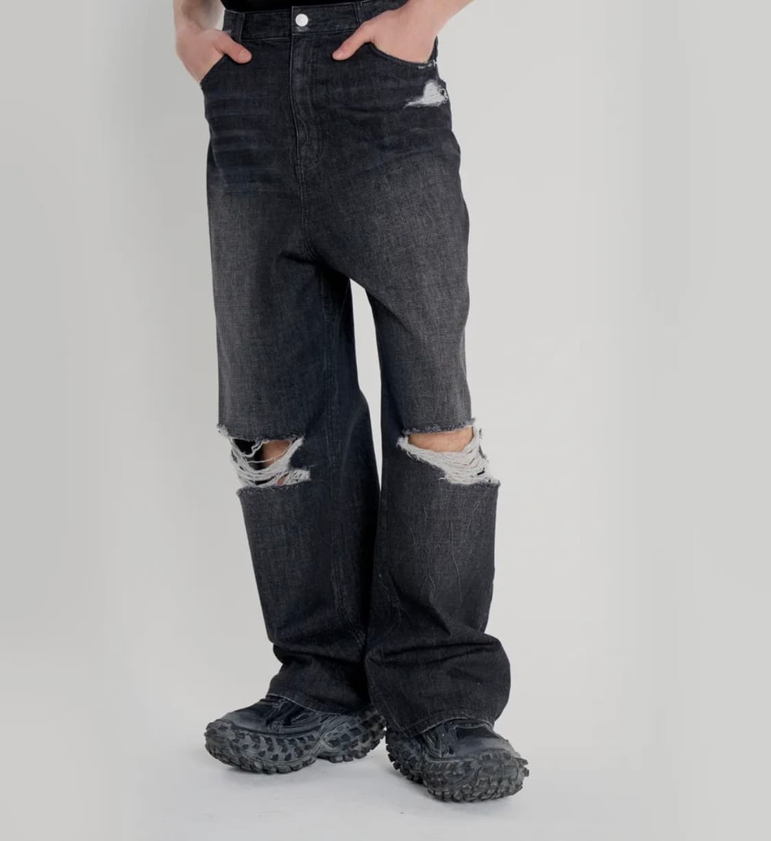 인터섹션 디스트레스드 배기 데님 팬츠 1 상품이미지1