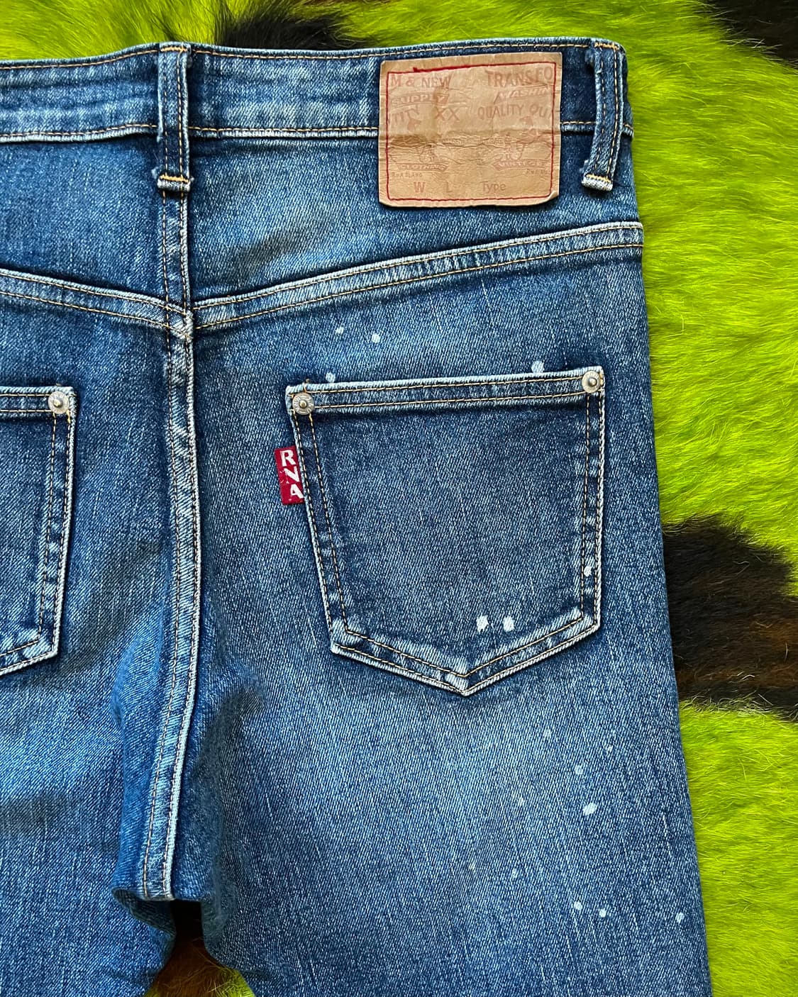 RNA Japan Rock Stud & Leopard Trim Jeans 상품이미지9