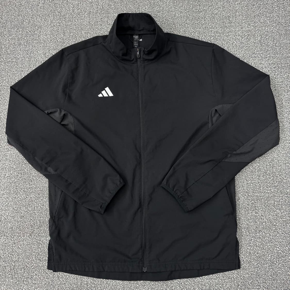 아디다스 런닝 집업 상품이미지1