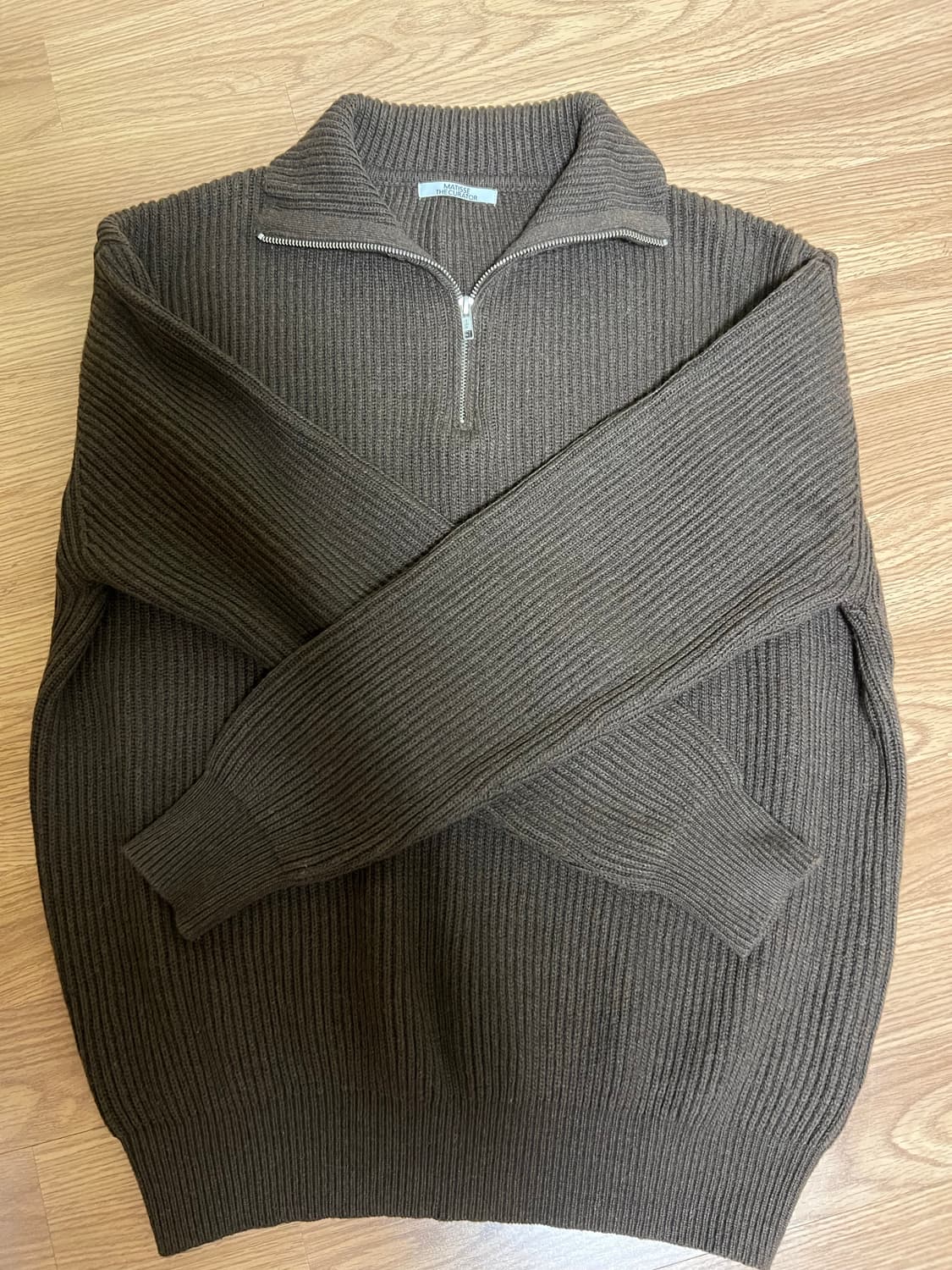 마티스더큐레이터 반집업 브라운 상품이미지1