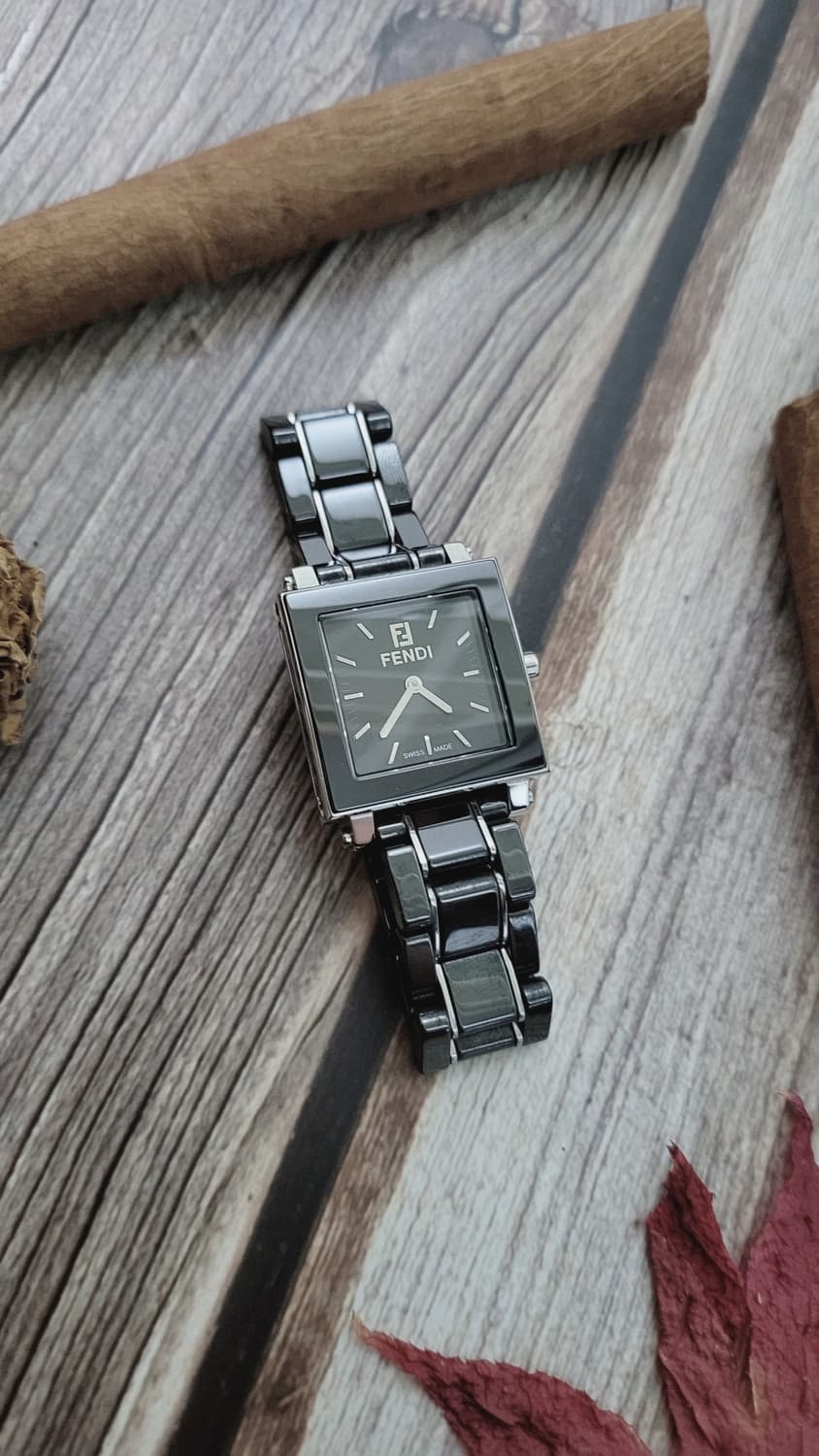 [연말세일] 정품 펜디 콰드로 세라믹 쿼츠 시계 상품이미지8