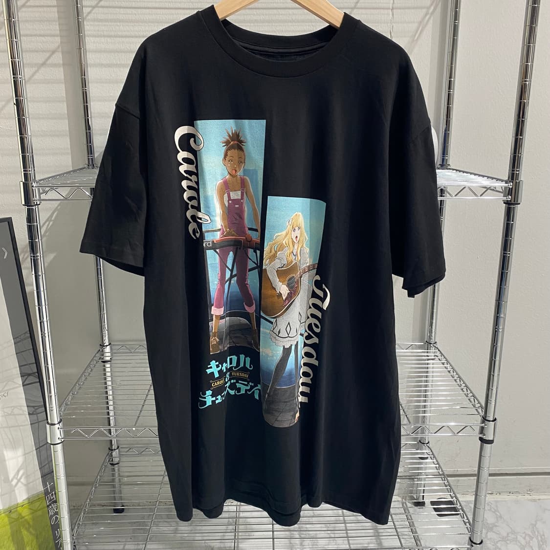 캐롤 튜즈데이 오피셜 애니메이션 티셔츠 상품이미지1