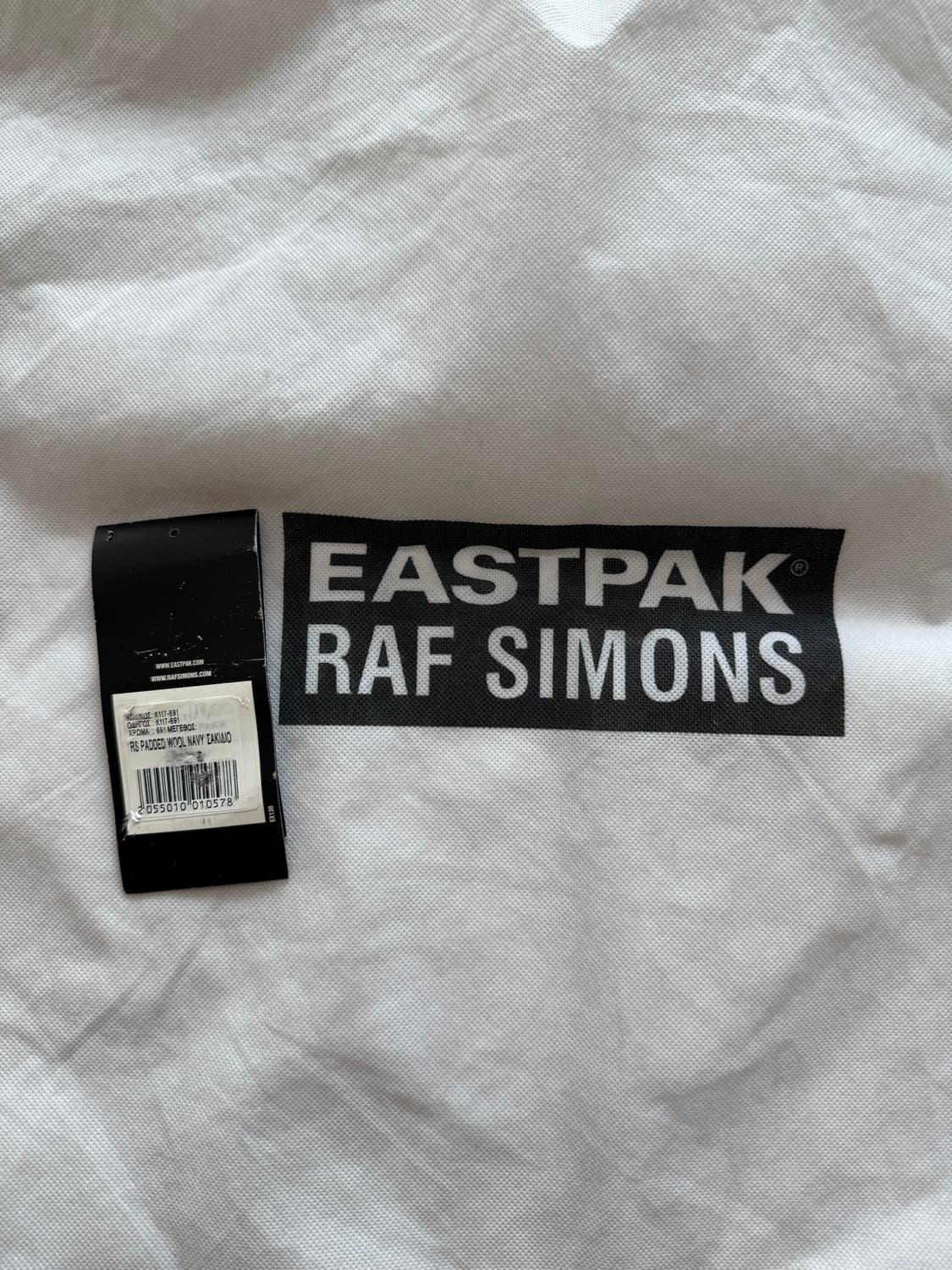 라프시몬스 이스트팩 08 패치백팩 상품이미지7