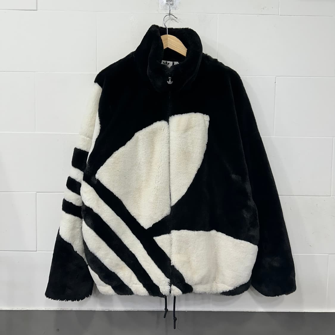 아디다스 트레포일 퍼 자켓 상품이미지1