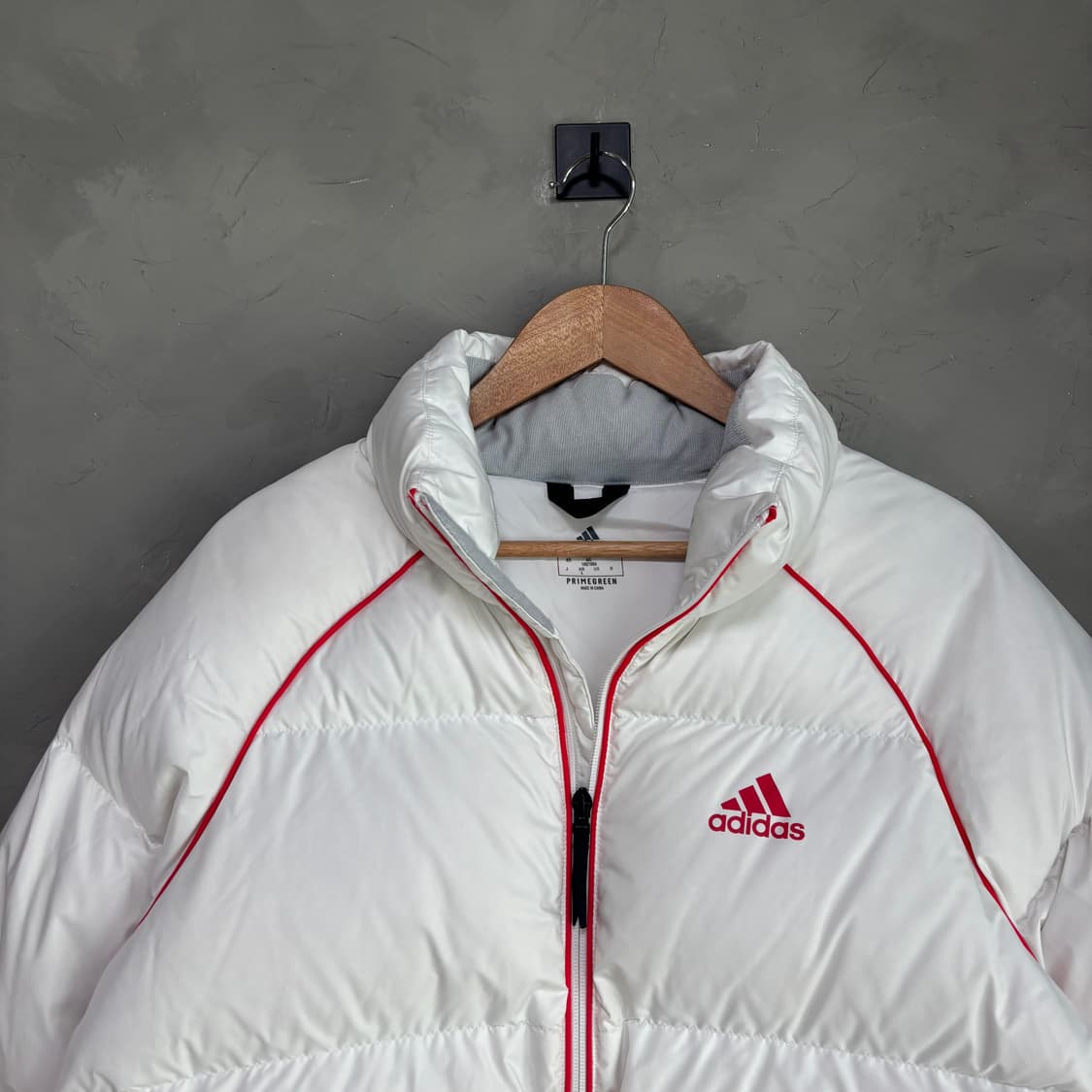아디다스 화이트 덕다운 패딩 상품이미지2