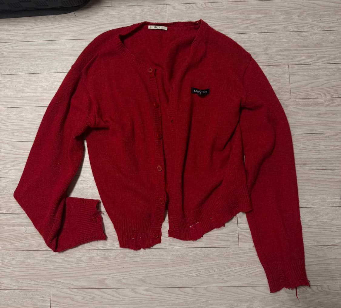 Destroyed Round Wool Knit Cardigan_[Red] 상품이미지2