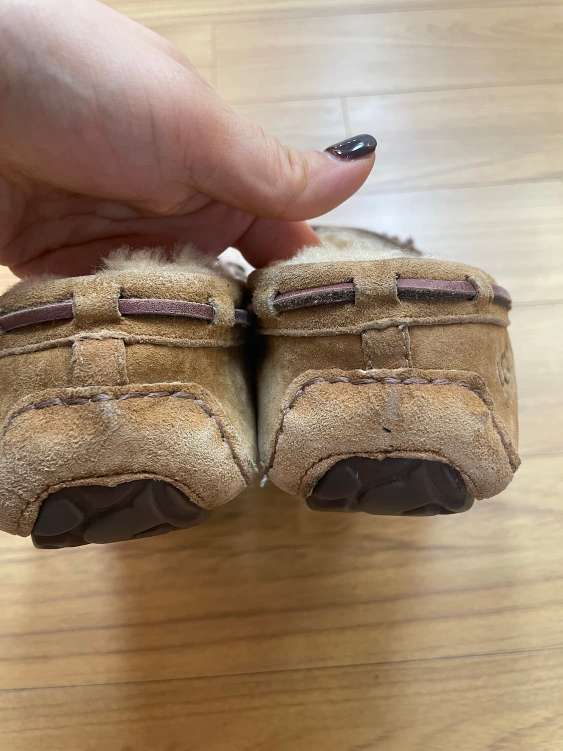 UGG 어그다코타모카신 230m 상품이미지3