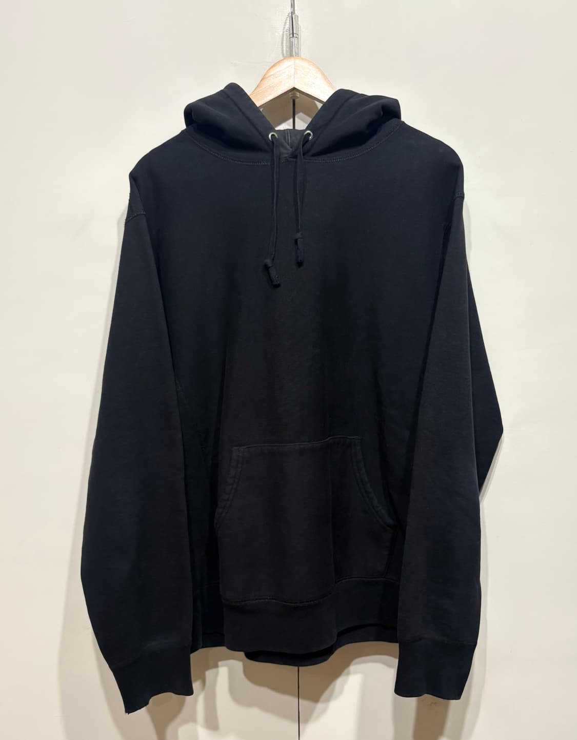 슈프림 엠보스드 로고 후드티 상품이미지2