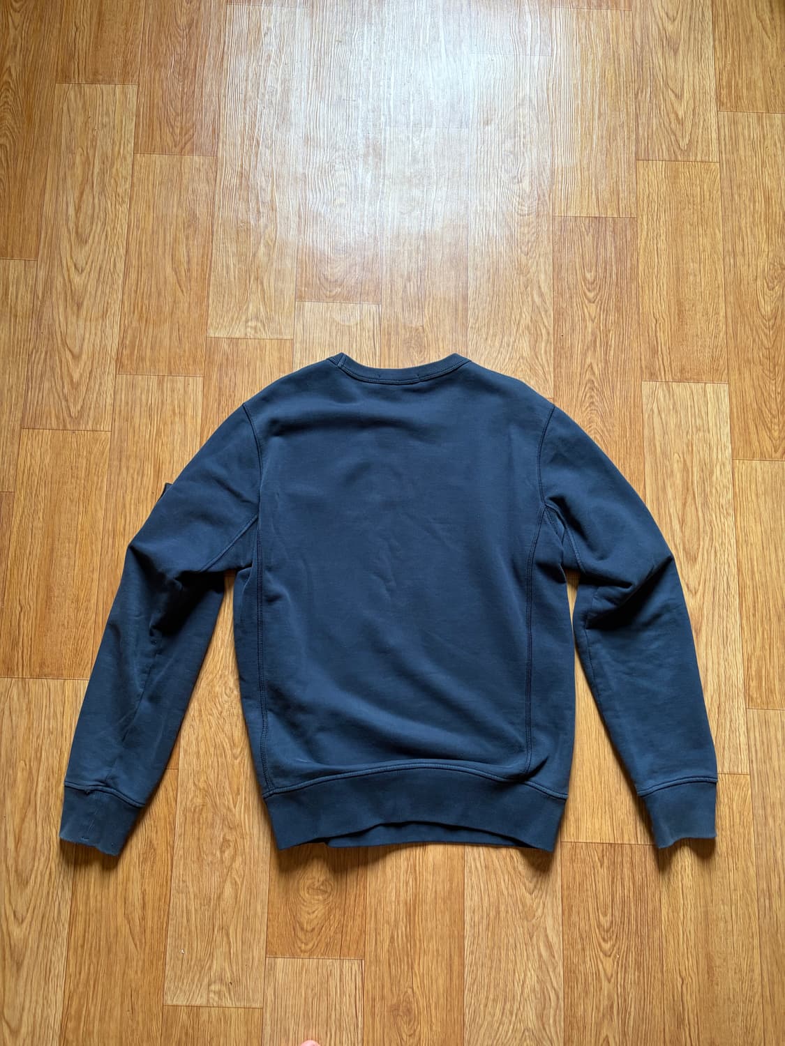 스톤아일랜드 20FW 네이비 맨투맨 S 상품이미지5