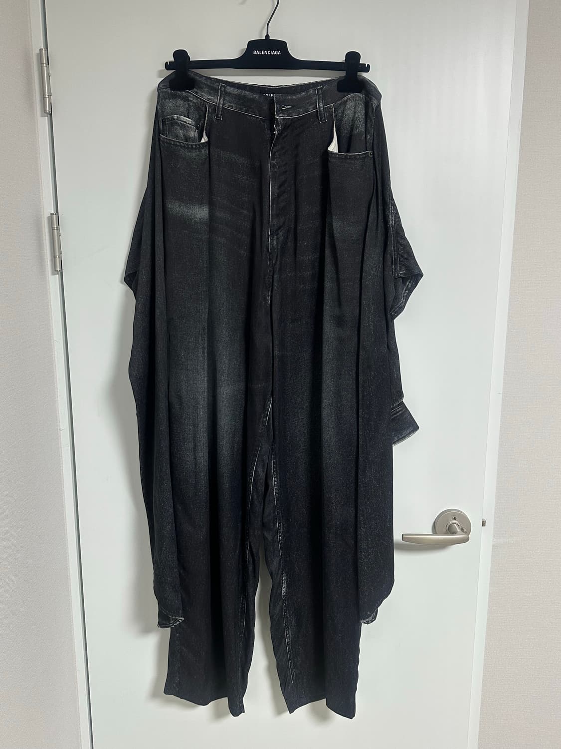 [S] 발렌시아가 21SS 트롱프뢰유 타이드 팬츠 상품이미지2