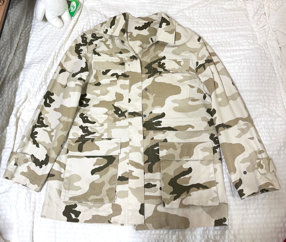앤아더스토리즈 카모자켓 EU36 상품이미지1