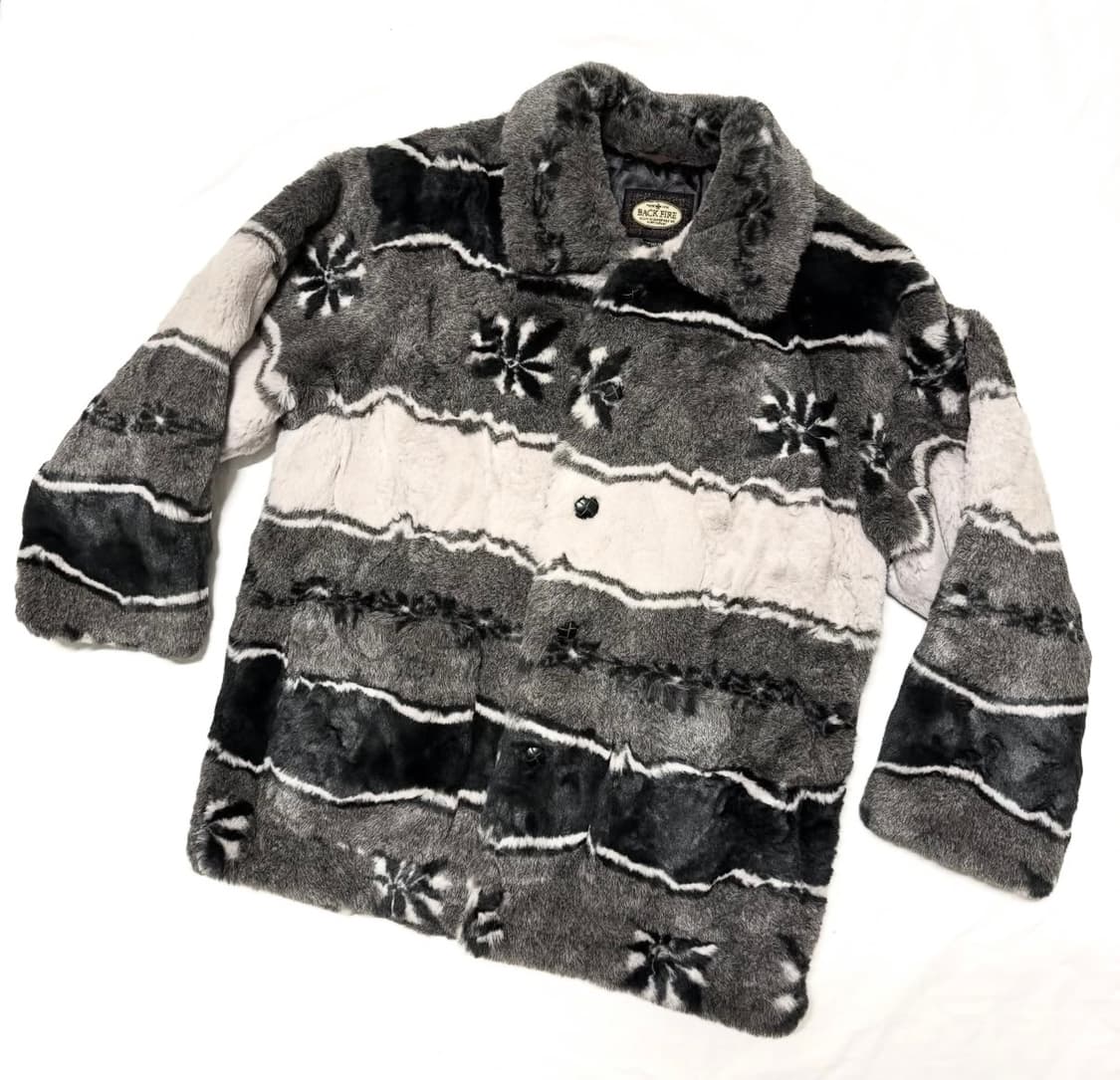 Back Fire - 패턴 퍼 코트 상품이미지1