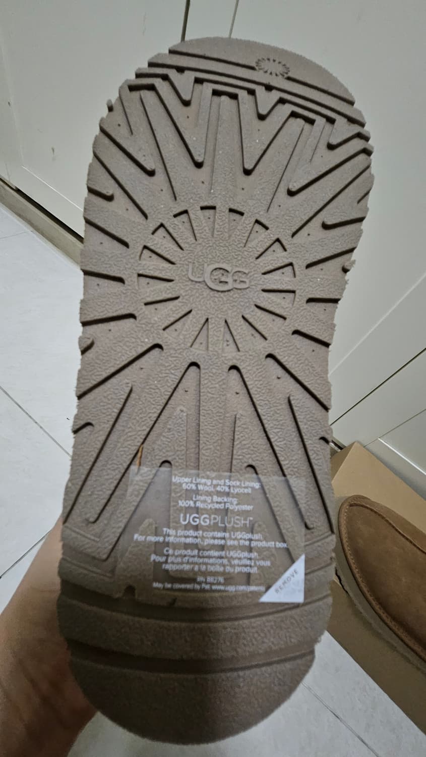 미국정품 UGG 어그 키즈 타즈 size 6(245) 새 상품 상품이미지4