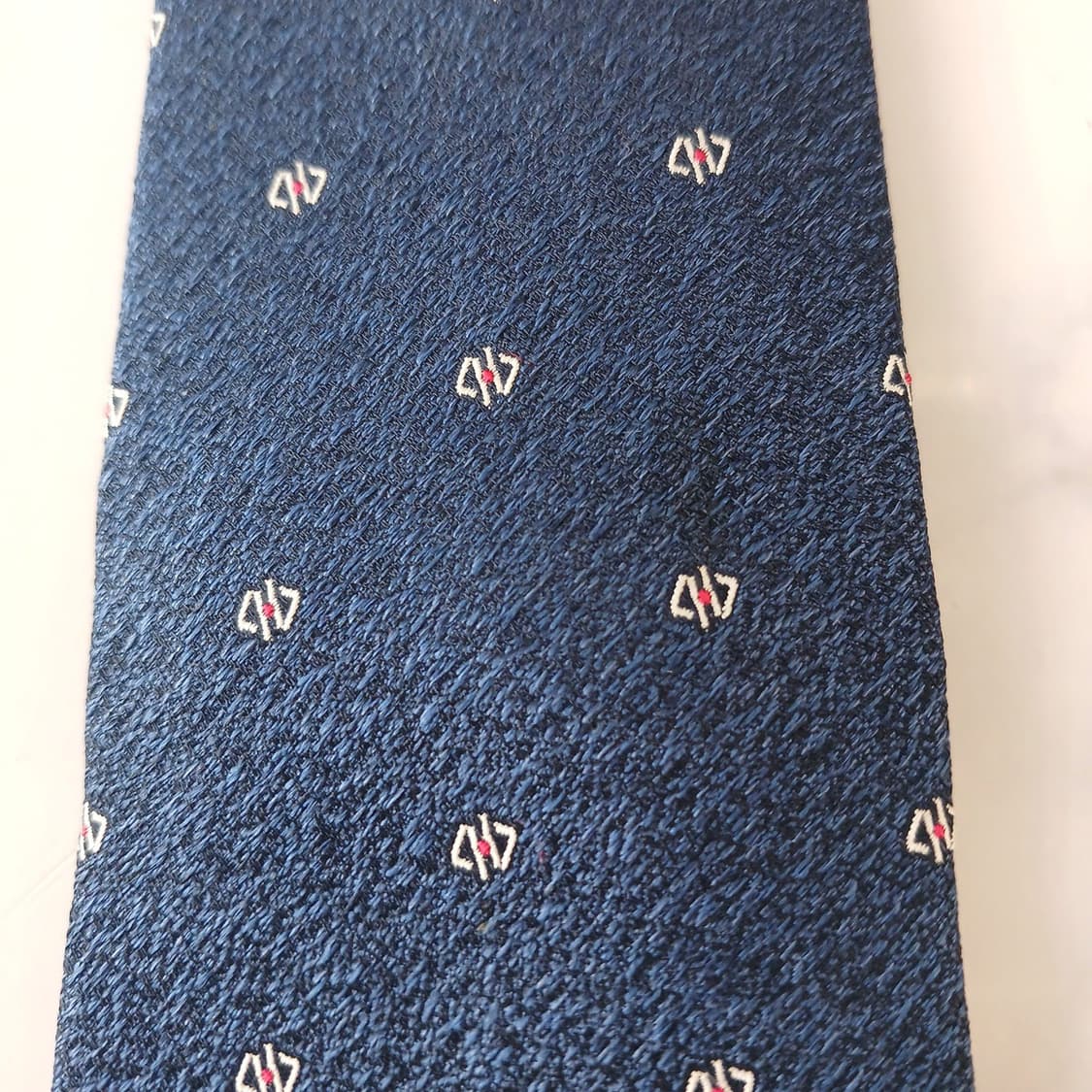 에스 티 듀퐁 실크 네이비 패턴 넥타이 8.2cm A등급 A19275
 상품이미지8