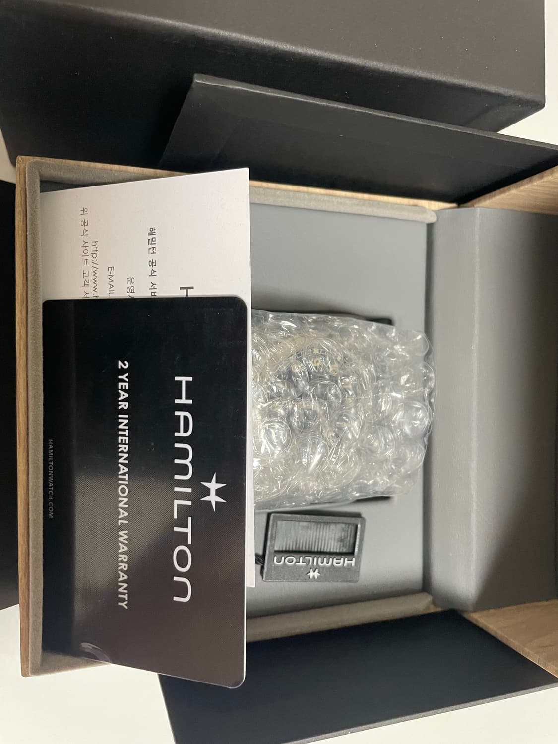 해밀턴 카키필드 38 블랙 다이얼 쿼츠 메탈 새제품 상품이미지4