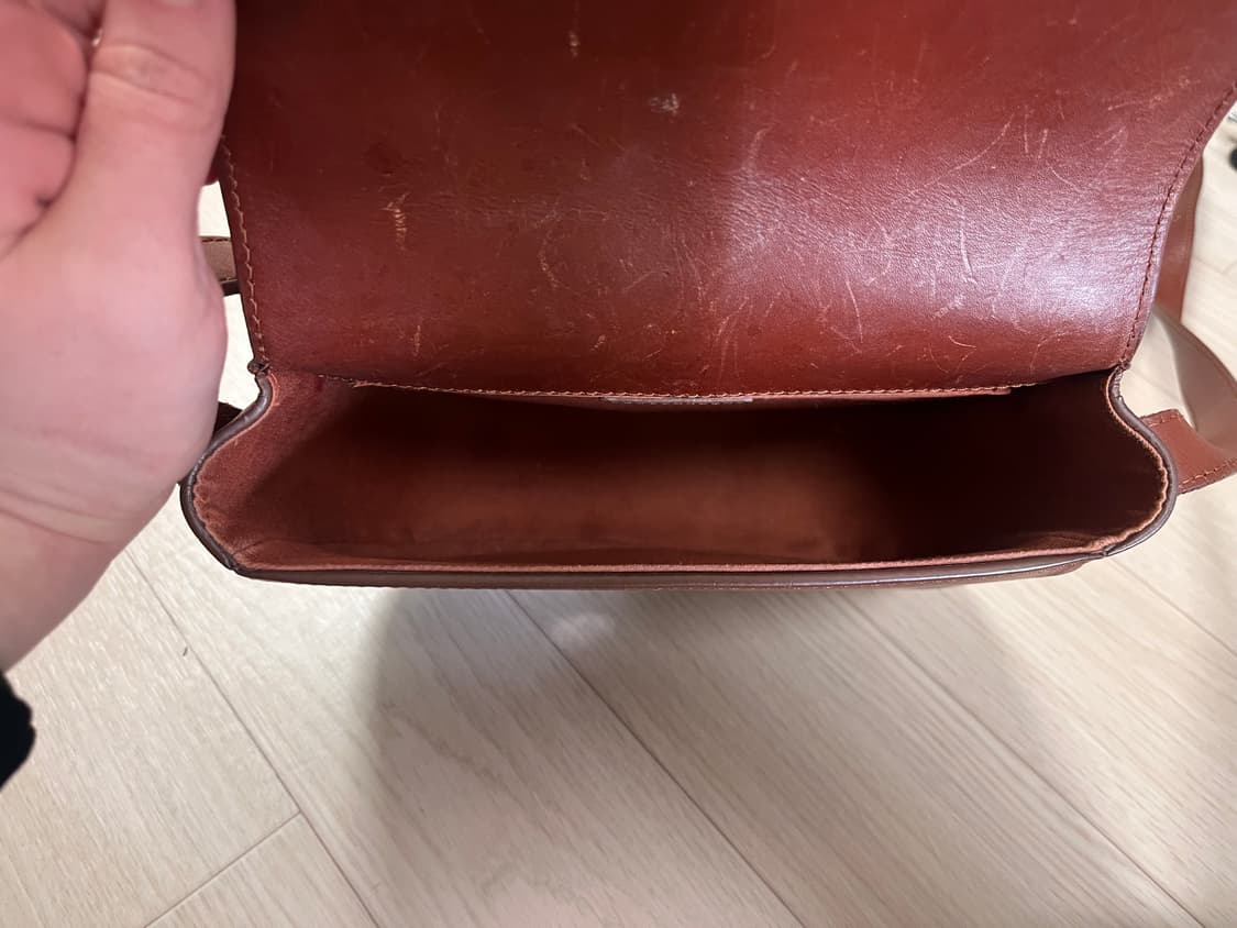 아페쎄 베티백 브라운 상품이미지2