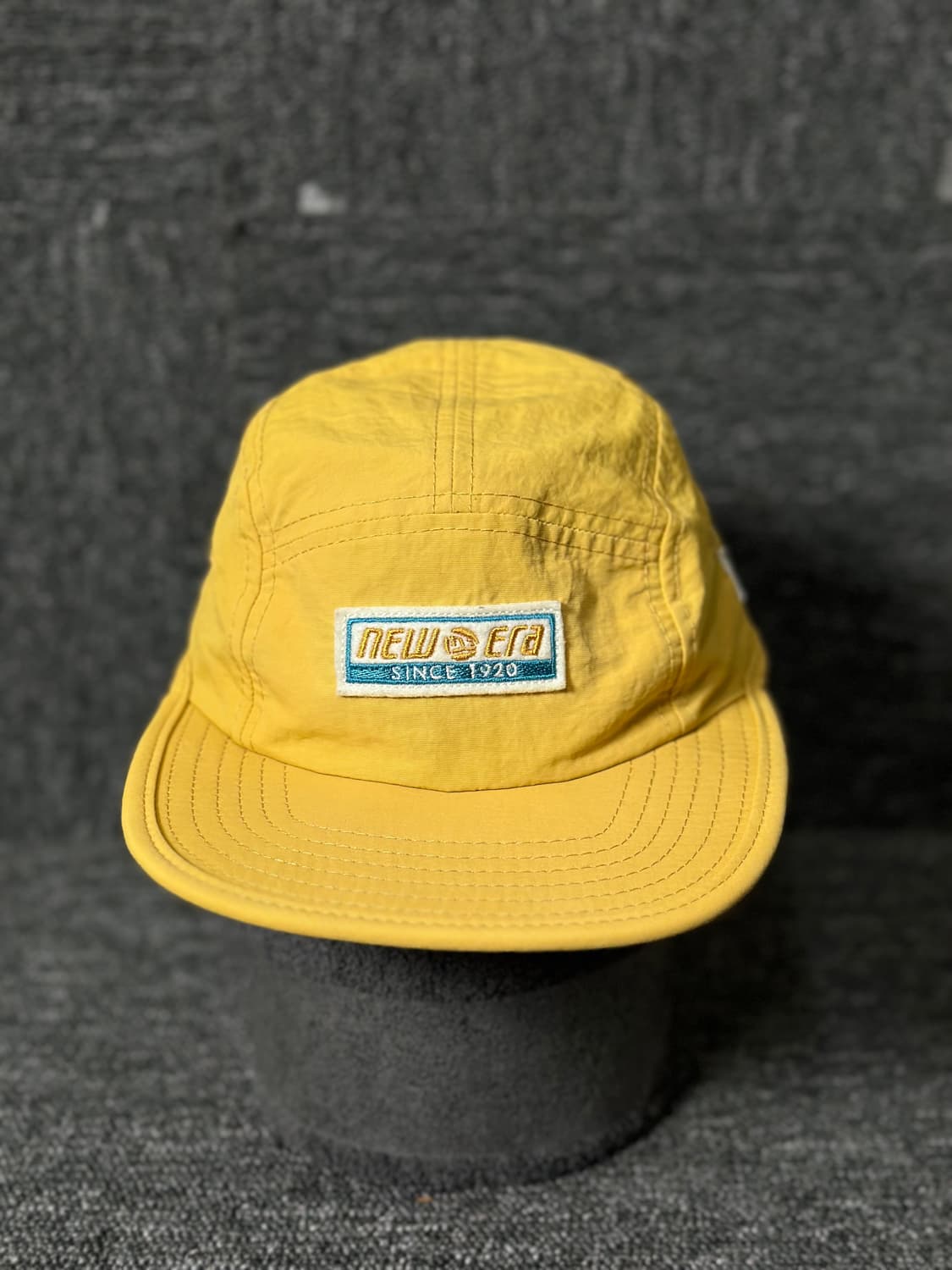 뉴에라 머스타드 캠프캡 아동용 사이즈 (7~12세). 상품이미지1