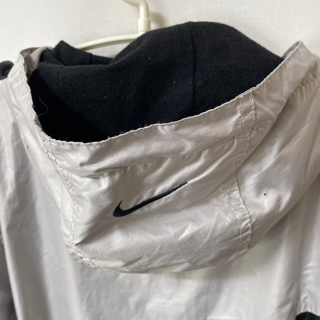 [ L ] 나이키 90s 올드스쿨 스우시 바람막이 상품이미지7