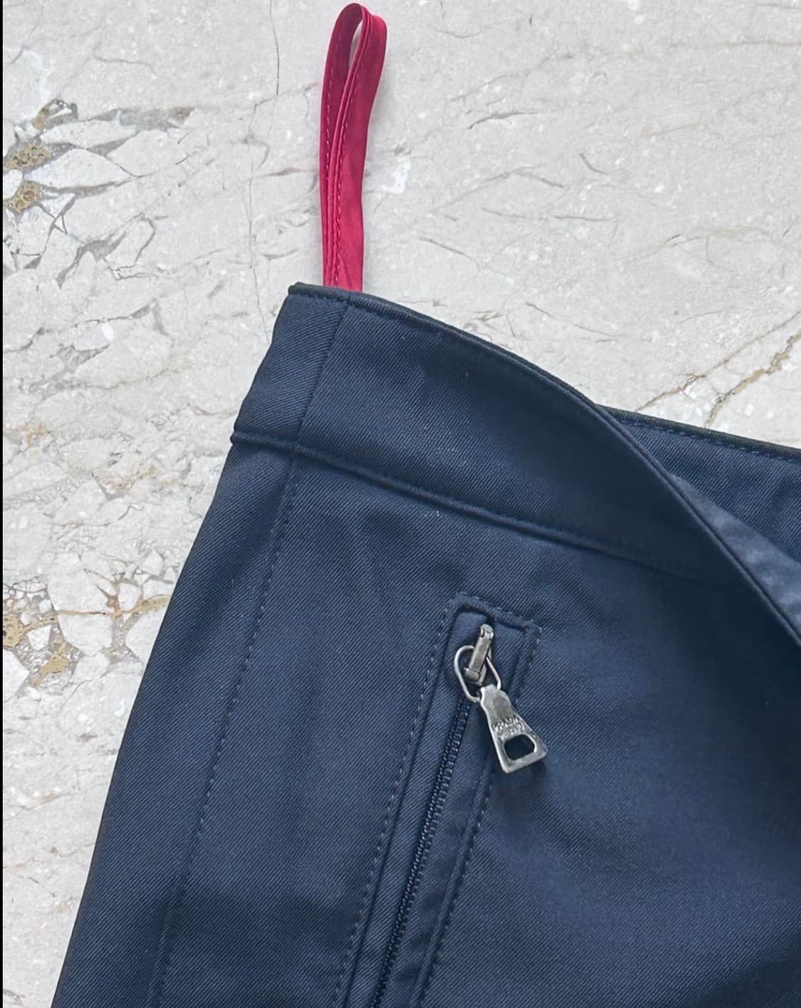 Prada sports 7부 카프리팬츠 상품이미지4