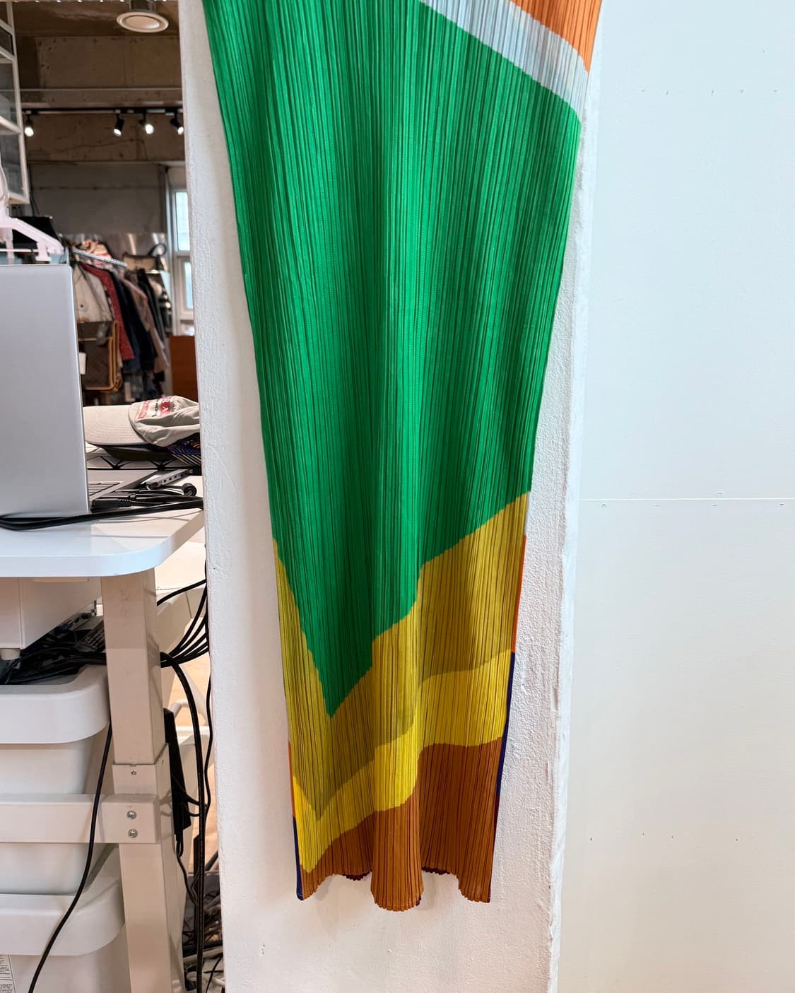 플리츠 플리즈 멀티컬러 슬리브리스 원피스  상품이미지7