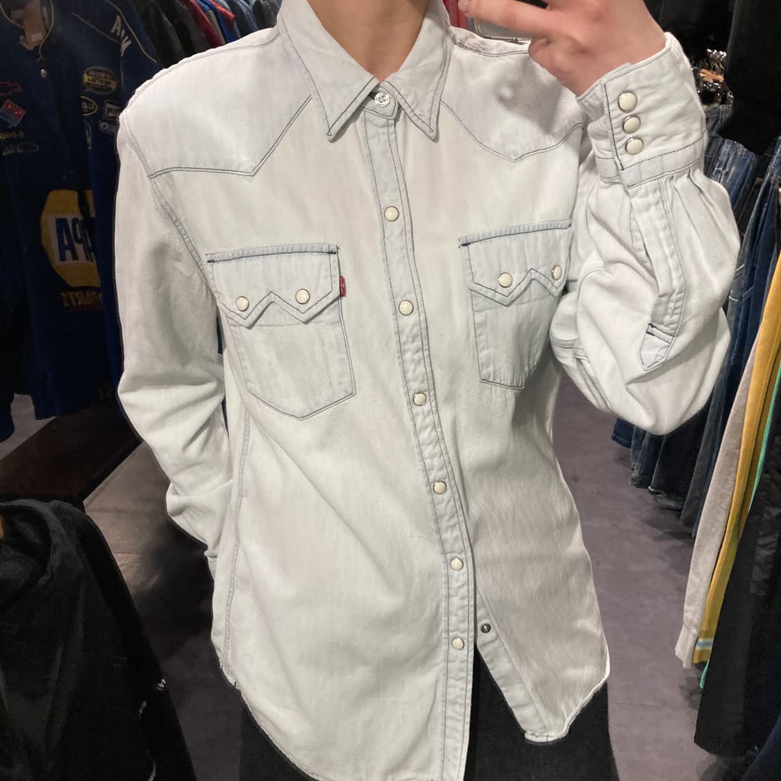 [IM] 리바이스 펄 스냅 데님 셔츠 연청 상품이미지3