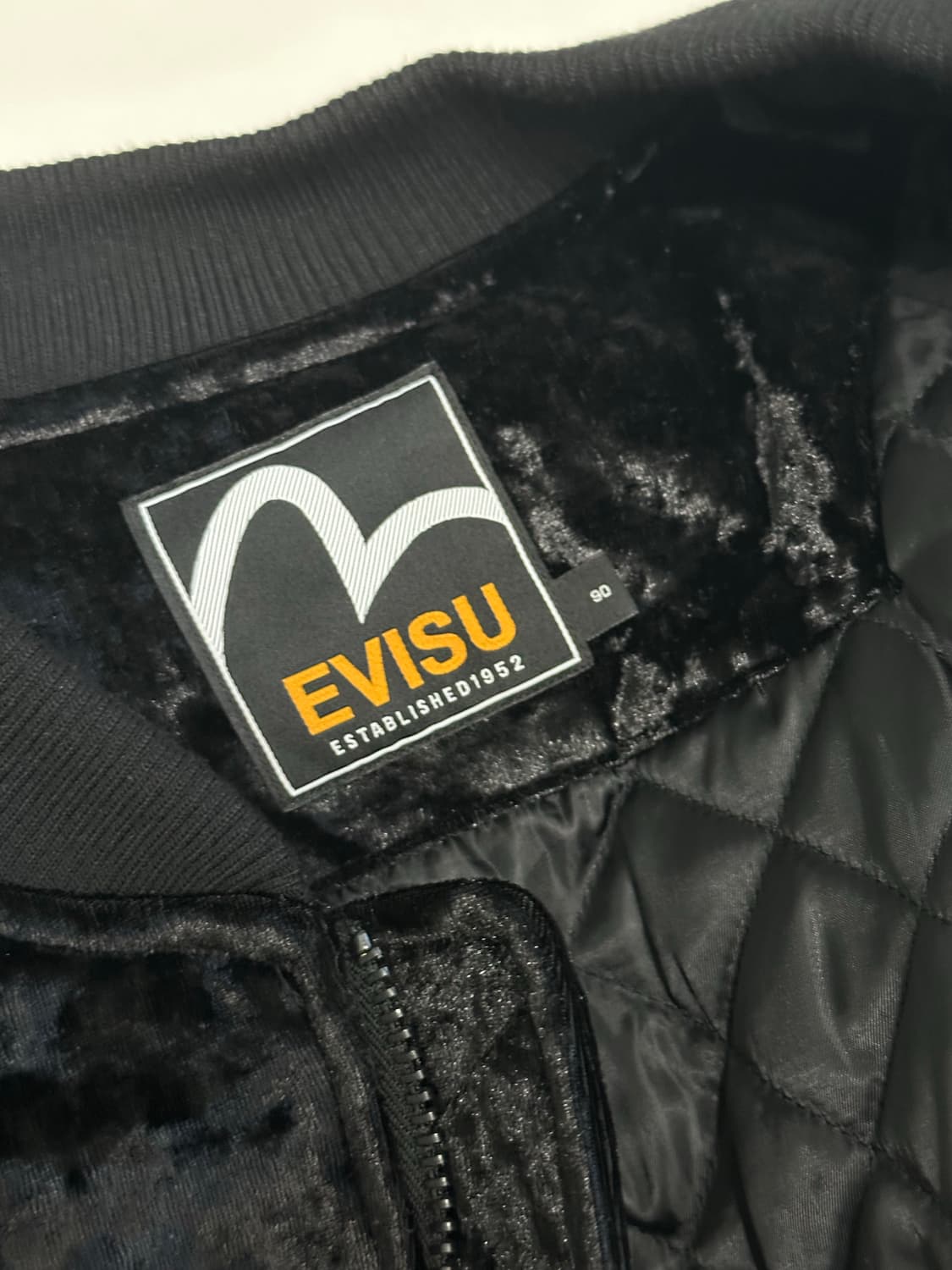 EVISU 에비수 블랙 벨벳 스카쟌 상품이미지3